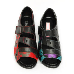 투밴드 벨크로 꽃펀칭 가죽 샌들 (8)