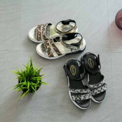 스팽글 호피 에어샌들,가성비샌들,푹신한샌들,발볼넓은샌들,볼넓은샌들,광명롯데프리미엄아울렛,쿠에른,베라왕신발,베로니카포런던,에르메스오란,르네까오빌라,김나영샌들,에르메스오아시스,로에베샌들,닥터마틴클라리사,샤넬쪼리,찰스앤키스구두,에르메스산토리니,샤넬벨크로샌들 (10)